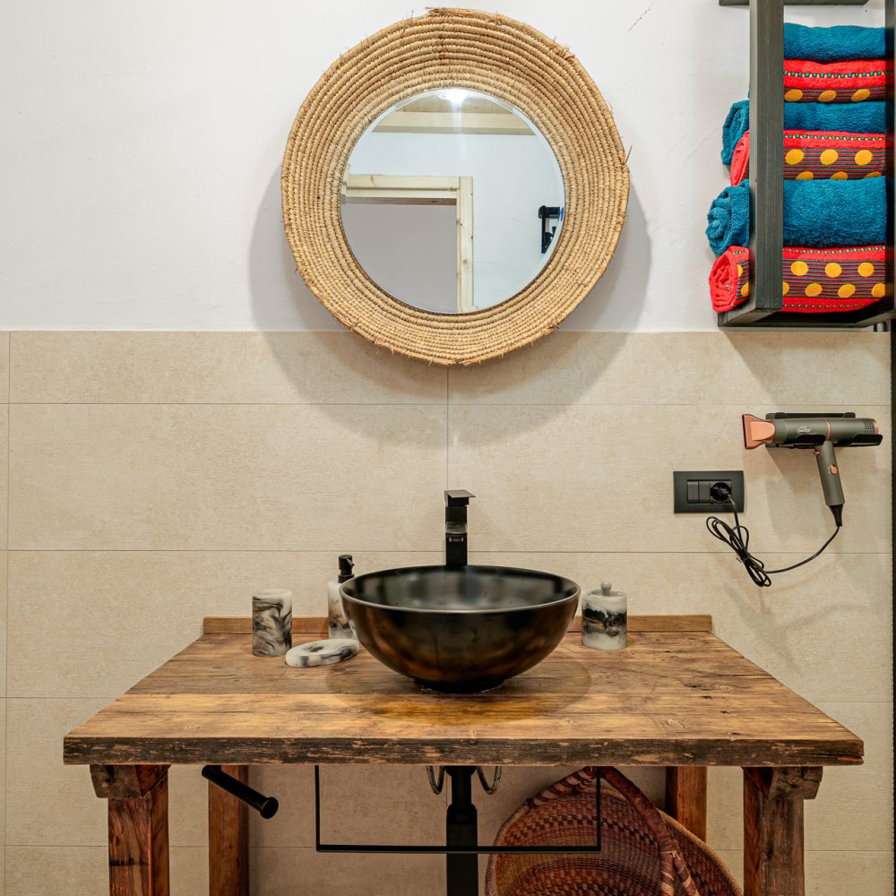 Bagno della camera Ceste in affitto a Olbia Liboa House - Casa vacanze Olbia