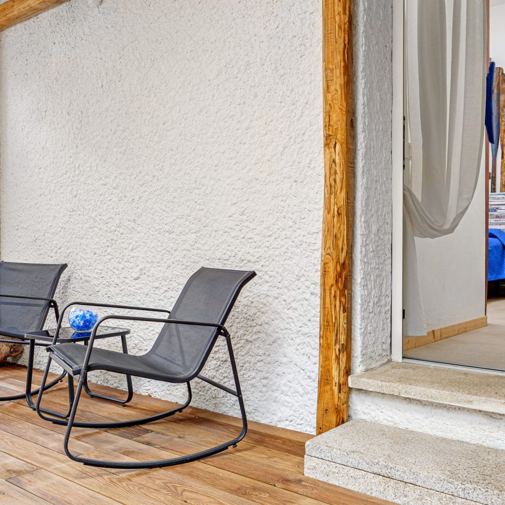 Veranda coperta privata della nostra camera in affitto a Olbia Chiattino